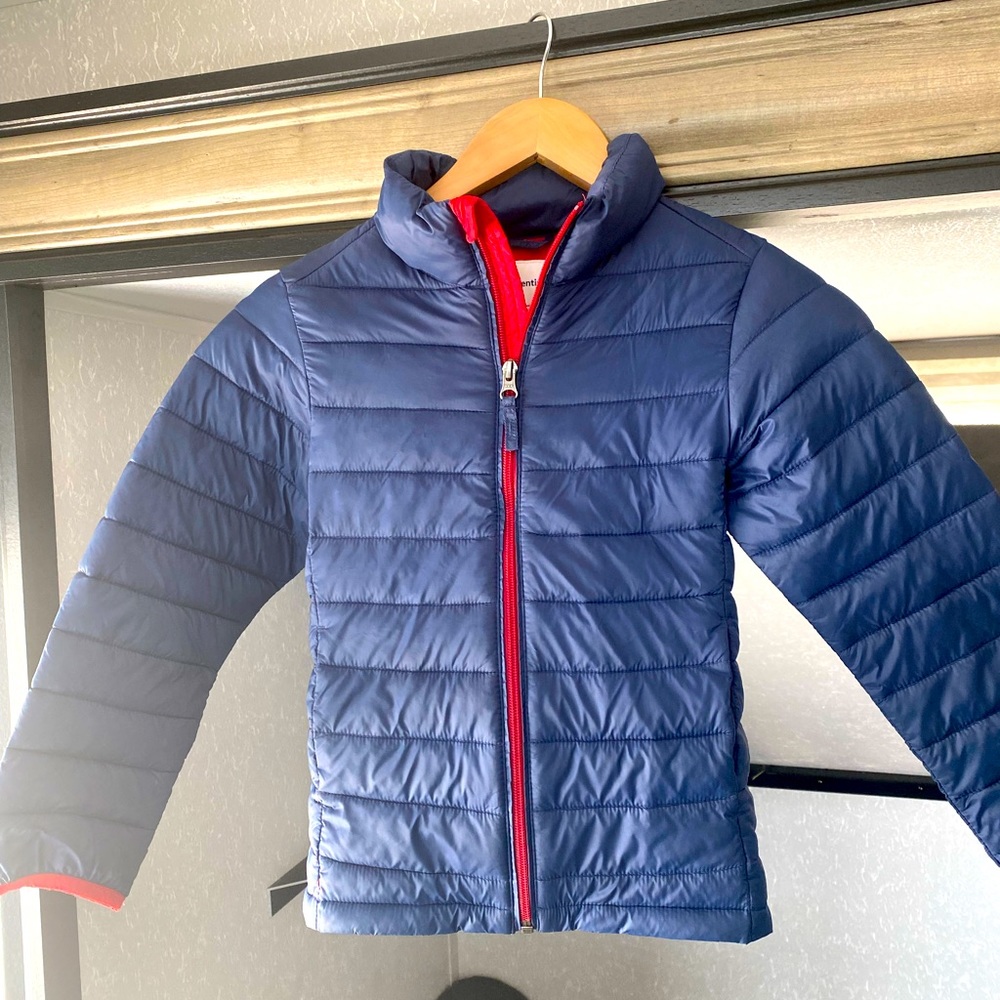 Amazon essentials kids jacket, blue, size 6-7